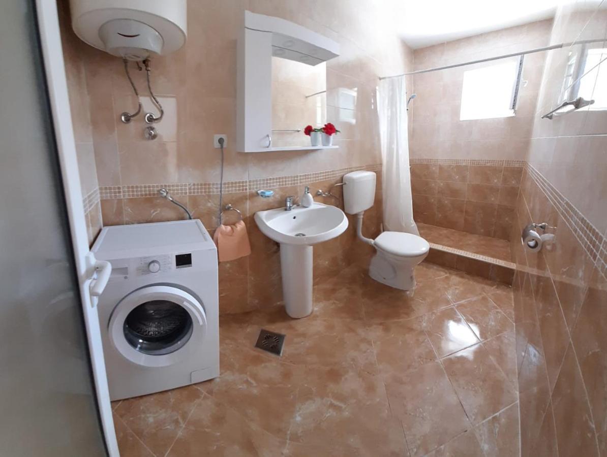 Ban Apartmani Budva Exterior foto