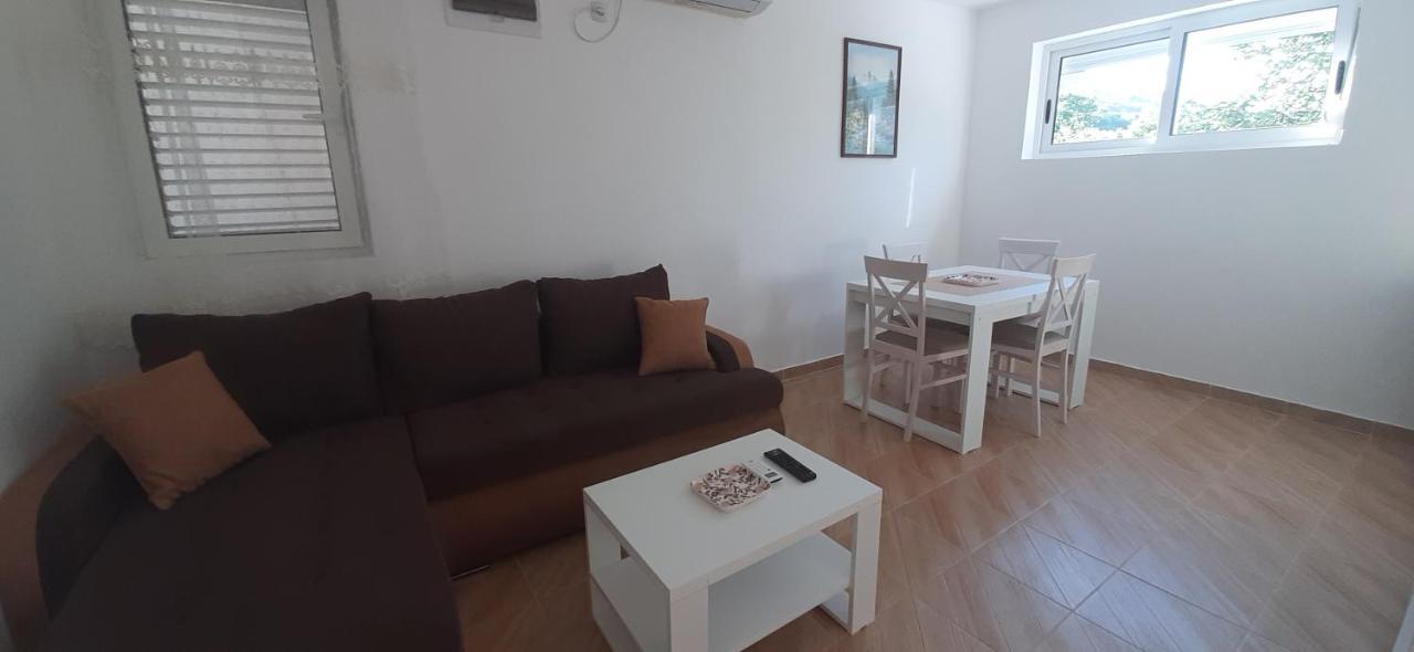 Ban Apartmani Budva Exterior foto