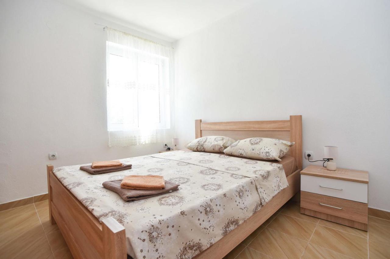 Ban Apartmani Budva Exterior foto