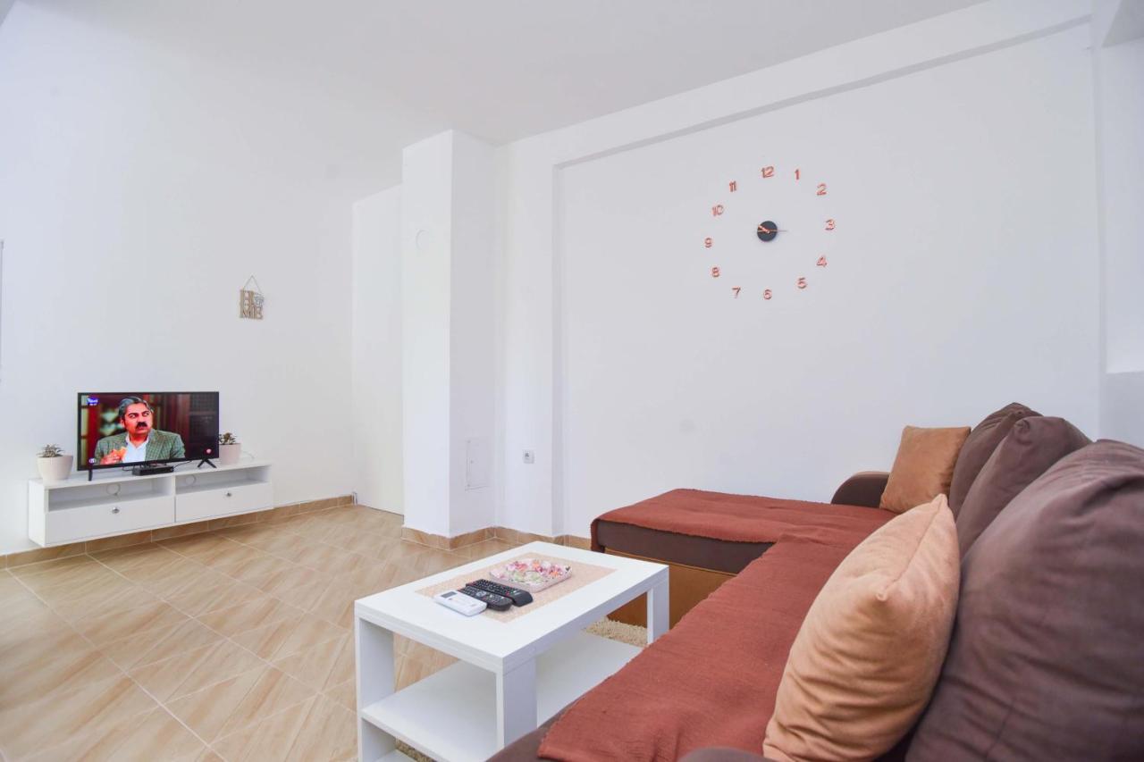 Ban Apartmani Budva Exterior foto